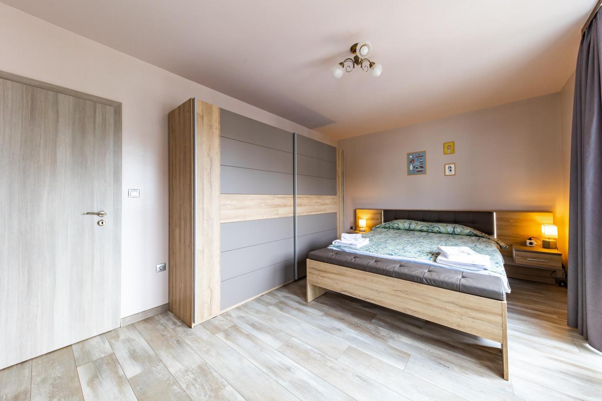 Happy Town Apartments Veliko Tarnovo Exterior photo