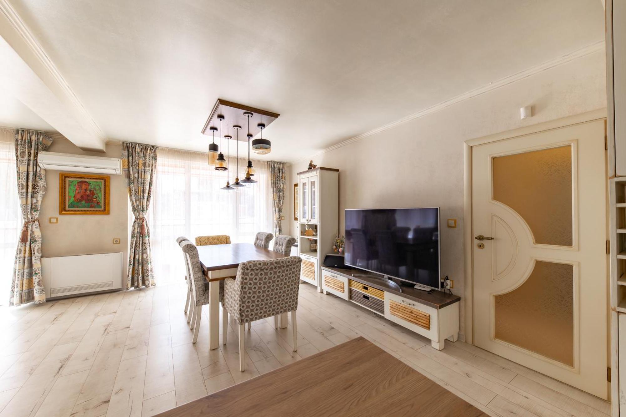 Happy Town Apartments Veliko Tarnovo Exterior photo